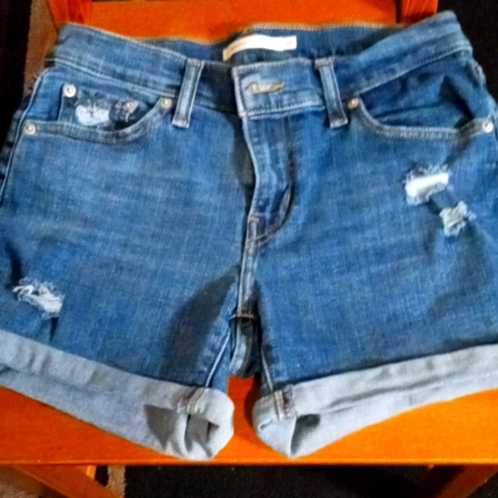 Levi shorts
